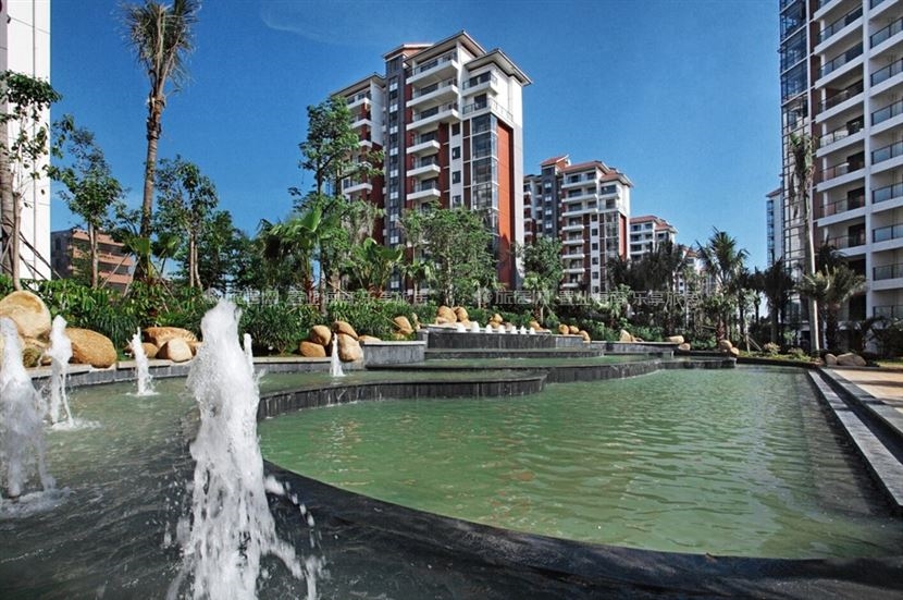 ?？谝心堋っ懒譃承^(qū)室外泳池、兒童池水處理工程